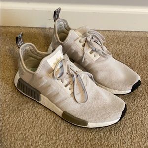 Adidas Originals Women’s NMD R1 size 10